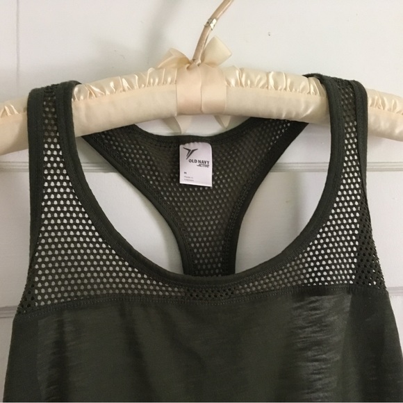 Old Navy Active Tank Mesh Back M - Picture 2 of 5